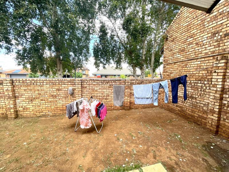 2 Bedroom Property for Sale in Baillie Park North West